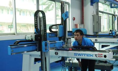 專注，只為一臺(tái)更好的機(jī)械手——自動(dòng)化設(shè)備及零配件的卓越追求